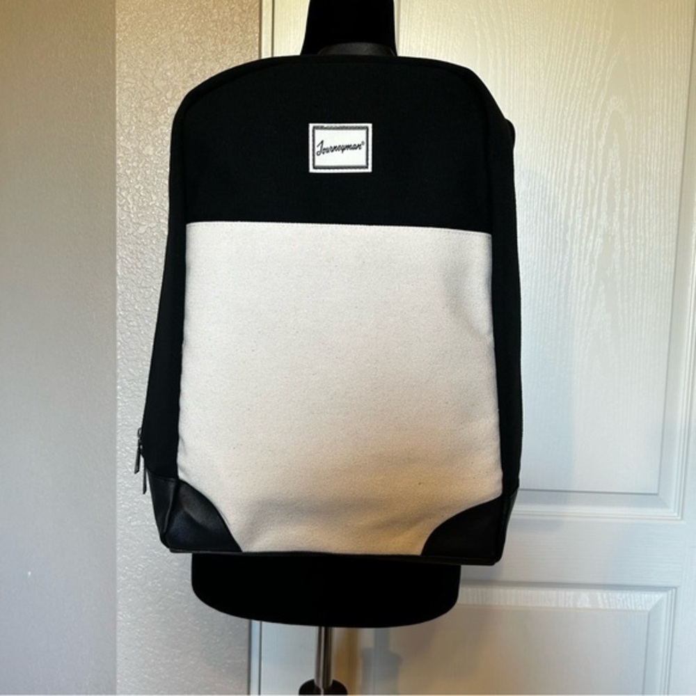 NWOT Journeyman‎ Back Pack with Dust Bag